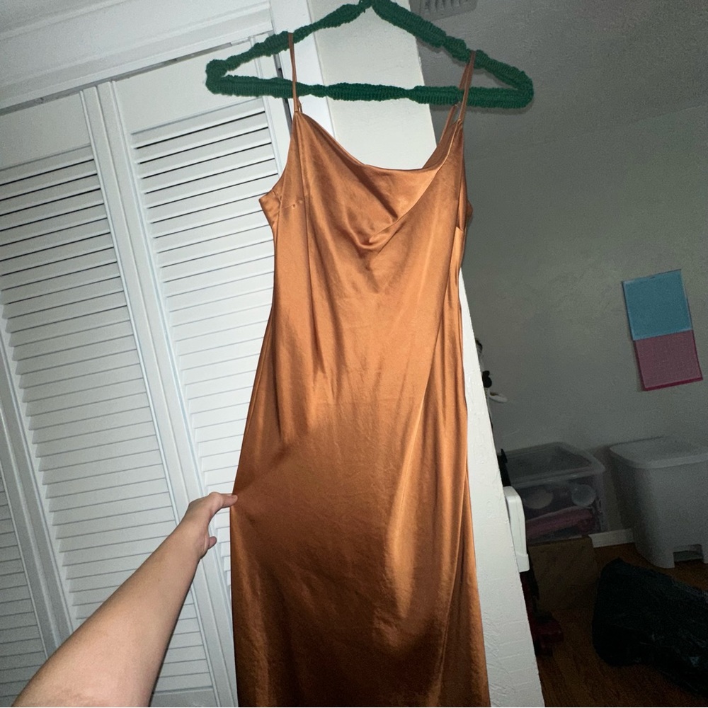 Express Dress - Picture 2 of 9